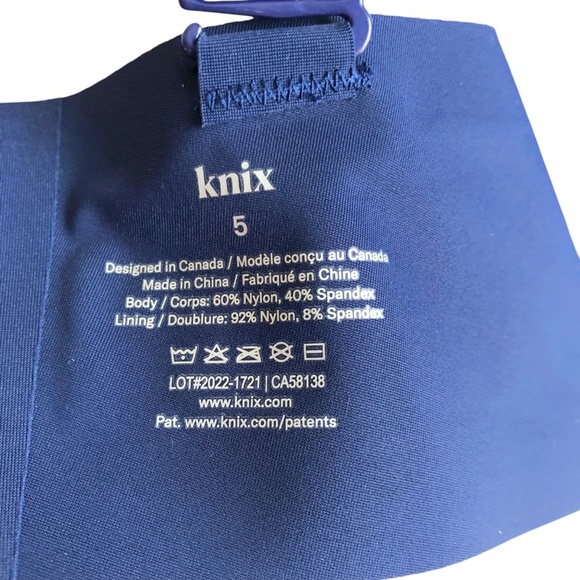 Knix Evolution V-neck Bra Size 5 Navy Convertible Straps NWOT - Picture 10 of 10